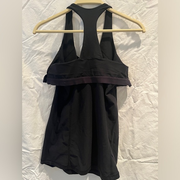 Lululemon Black Scoop Neck Racerback Tank Top Built in Bra Women’s - Picture 6 of 6